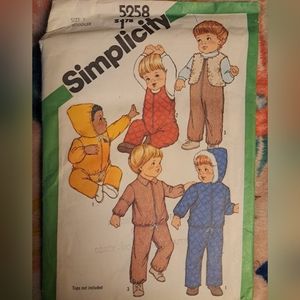 🙂3/15 Simplicity vintage pattern toddler size 1🌈🧁🌼🌸🐇🍭🐣🍬🎀🦄🌷🐰